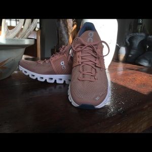 Cloud swift running shoes